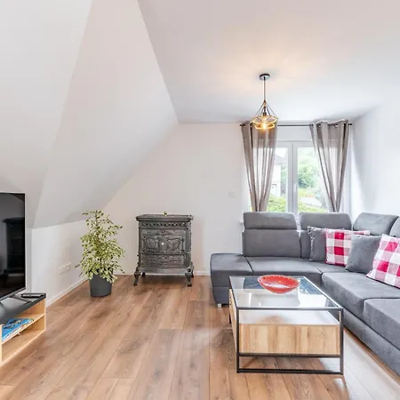 Alsace Moderne - T2 60 M2, Terrasse, Fibre & Netflix - * Niederbronn-les-Bains